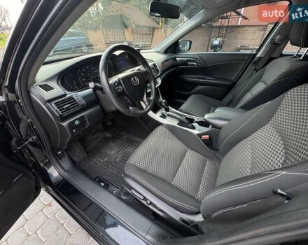 Чорний Хонда Аккорд, об'ємом двигуна 2.4 л та пробігом 118 тис. км за 12900 $, фото 17 на Automoto.ua