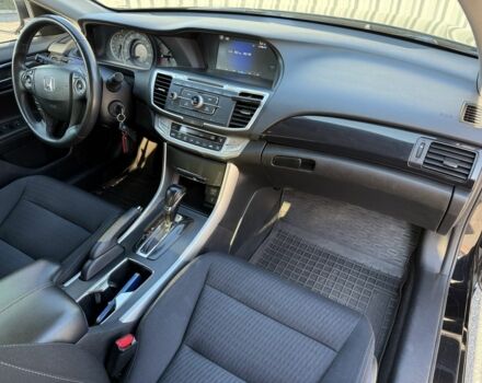 Черный Хонда Аккорд, объемом двигателя 2.4 л и пробегом 200 тыс. км за 12350 $, фото 21 на Automoto.ua