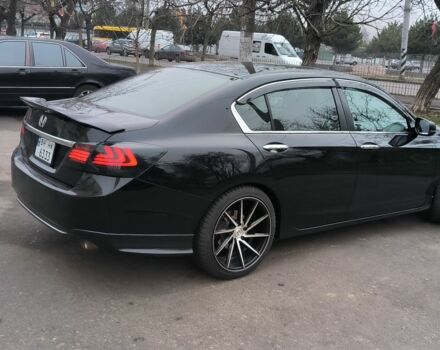 Черный Хонда Аккорд, объемом двигателя 2.4 л и пробегом 138 тыс. км за 13600 $, фото 2 на Automoto.ua