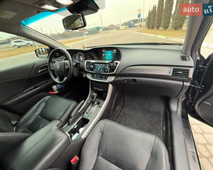 Хонда Аккорд 2015 в Львове на Automoto.ua Черный Хонда Аккорд, объемом двигателя 2.35 л и пробегом 130 тыс. км за 12750 $, фото 9 на Automoto.ua
