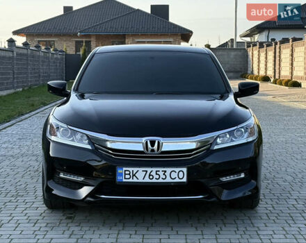 Черный Хонда Аккорд, объемом двигателя 2.4 л и пробегом 181 тыс. км за 13500 $, фото 3 на Automoto.ua