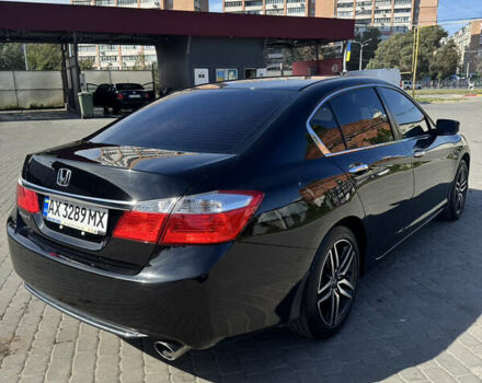 Черный Хонда Аккорд, объемом двигателя 2.4 л и пробегом 119 тыс. км за 15000 $, фото 3 на Automoto.ua