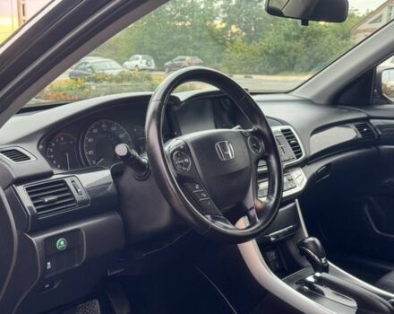 Чорний Хонда Аккорд, об'ємом двигуна 2.4 л та пробігом 149 тис. км за 11450 $, фото 4 на Automoto.ua