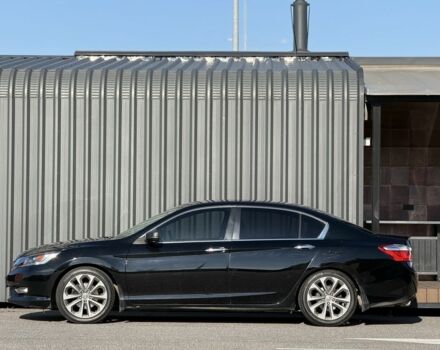 Черный Хонда Аккорд, объемом двигателя 2.4 л и пробегом 200 тыс. км за 12350 $, фото 4 на Automoto.ua