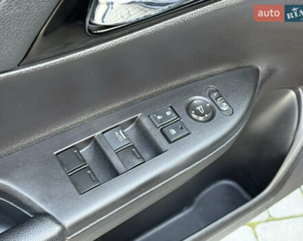 Черный Хонда Аккорд, объемом двигателя 2.4 л и пробегом 181 тыс. км за 13500 $, фото 42 на Automoto.ua