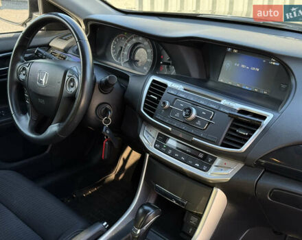 Черный Хонда Аккорд, объемом двигателя 2.36 л и пробегом 200 тыс. км за 12350 $, фото 35 на Automoto.ua