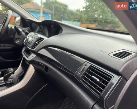 Чорний Хонда Аккорд, об'ємом двигуна 2.4 л та пробігом 149 тис. км за 11450 $, фото 56 на Automoto.ua