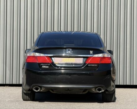 Черный Хонда Аккорд, объемом двигателя 2.4 л и пробегом 200 тыс. км за 12350 $, фото 6 на Automoto.ua