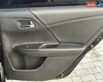 Черный Хонда Аккорд, объемом двигателя 2.4 л и пробегом 181 тыс. км за 13500 $, фото 58 на Automoto.ua