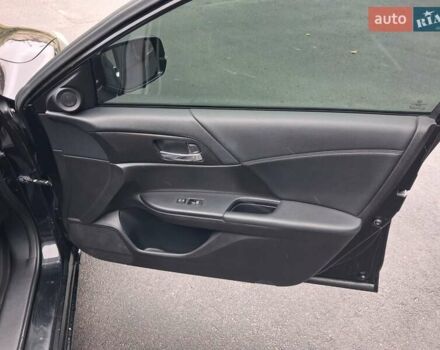 Хонда Аккорд 2015 в Жмеренке на Automoto.ua Черный Хонда Аккорд, объемом двигателя 2.36 л и пробегом 220 тыс. км за 10299 $, фото 15 на Automoto.ua