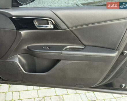 Черный Хонда Аккорд, объемом двигателя 2.4 л и пробегом 181 тыс. км за 13500 $, фото 53 на Automoto.ua