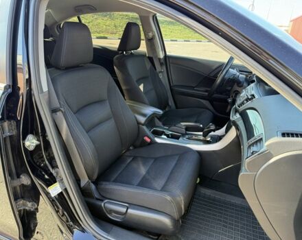 Черный Хонда Аккорд, объемом двигателя 2.4 л и пробегом 200 тыс. км за 12350 $, фото 22 на Automoto.ua