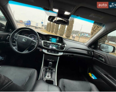 Хонда Аккорд 2015 в Львове на Automoto.ua Черный Хонда Аккорд, объемом двигателя 2.35 л и пробегом 130 тыс. км за 12750 $, фото 17 на Automoto.ua