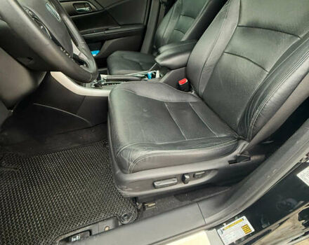 Хонда Аккорд 2015 в Львове на Automoto.ua Черный Хонда Аккорд, объемом двигателя 2.35 л и пробегом 130 тыс. км за 12750 $, фото 11 на Automoto.ua