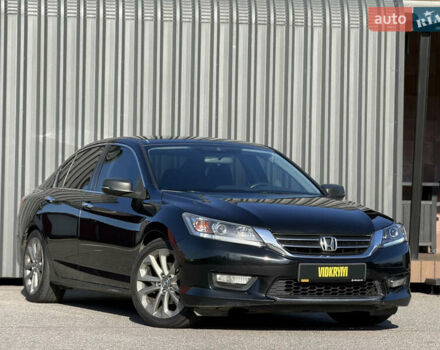 Черный Хонда Аккорд, объемом двигателя 2.36 л и пробегом 200 тыс. км за 12350 $, фото 6 на Automoto.ua