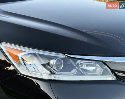 Черный Хонда Аккорд, объемом двигателя 2.4 л и пробегом 181 тыс. км за 13500 $, фото 6 на Automoto.ua