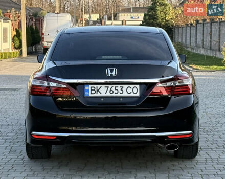 Черный Хонда Аккорд, объемом двигателя 2.4 л и пробегом 181 тыс. км за 13500 $, фото 18 на Automoto.ua