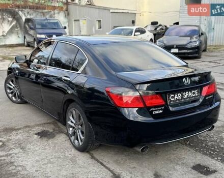 Чорний Хонда Аккорд, об'ємом двигуна 2.35 л та пробігом 137 тис. км за 10999 $, фото 6 на Automoto.ua