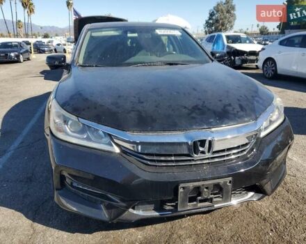 Черный Хонда Аккорд, объемом двигателя 2 л и пробегом 144 тыс. км за 3300 $, фото 4 на Automoto.ua