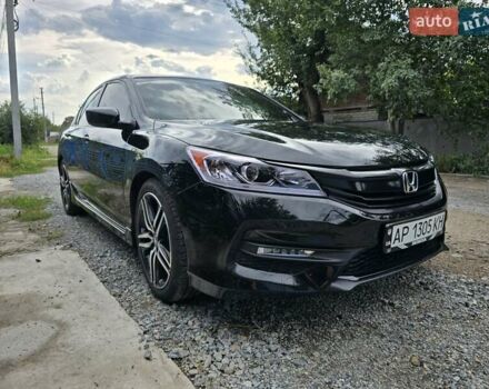 Черный Хонда Аккорд, объемом двигателя 2.35 л и пробегом 80 тыс. км за 14000 $, фото 6 на Automoto.ua