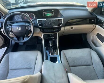 Чорний Хонда Аккорд, об'ємом двигуна 2.36 л та пробігом 104 тис. км за 11800 $, фото 16 на Automoto.ua