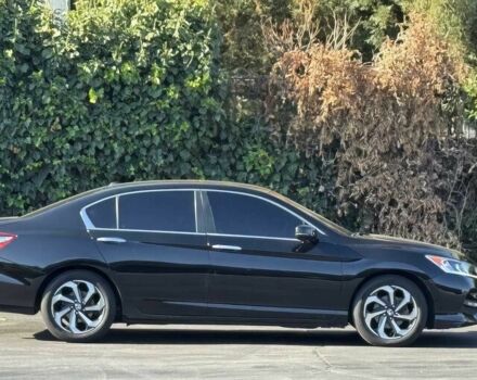 Черный Хонда Аккорд, объемом двигателя 2.4 л и пробегом 72 тыс. км за 6500 $, фото 7 на Automoto.ua