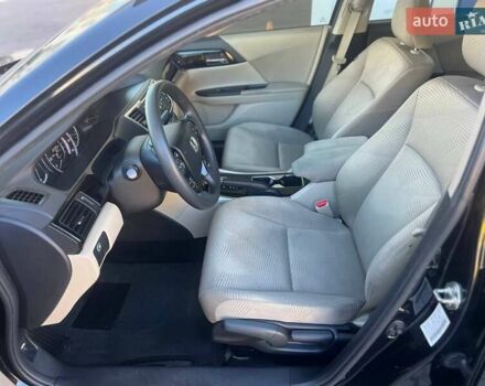 Чорний Хонда Аккорд, об'ємом двигуна 2.36 л та пробігом 104 тис. км за 11800 $, фото 12 на Automoto.ua