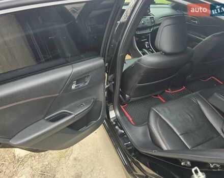 Черный Хонда Аккорд, объемом двигателя 2.35 л и пробегом 80 тыс. км за 14000 $, фото 12 на Automoto.ua