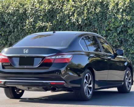 Черный Хонда Аккорд, объемом двигателя 2.4 л и пробегом 72 тыс. км за 6500 $, фото 6 на Automoto.ua