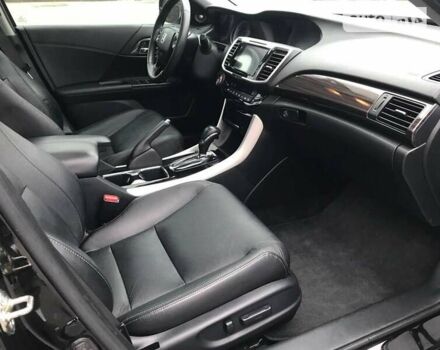 Черный Хонда Аккорд, объемом двигателя 2.35 л и пробегом 123 тыс. км за 17900 $, фото 24 на Automoto.ua