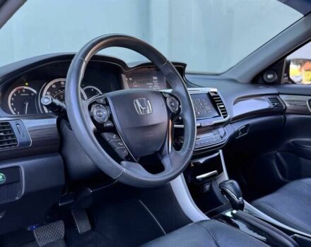 Черный Хонда Аккорд, объемом двигателя 2.4 л и пробегом 72 тыс. км за 6500 $, фото 10 на Automoto.ua