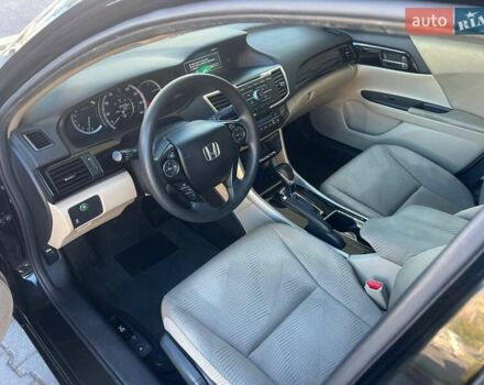 Чорний Хонда Аккорд, об'ємом двигуна 2.36 л та пробігом 104 тис. км за 11800 $, фото 14 на Automoto.ua