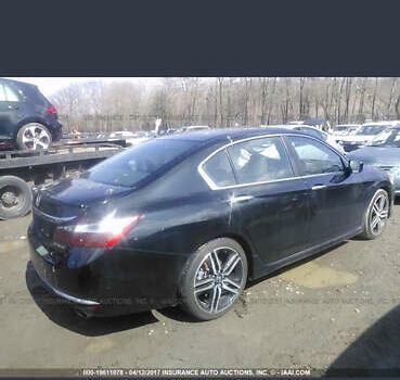 Чорний Хонда Аккорд, об'ємом двигуна 2.4 л та пробігом 131 тис. км за 15200 $, фото 35 на Automoto.ua