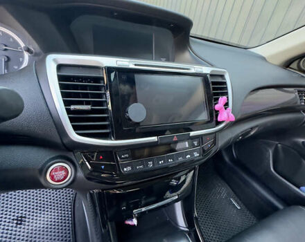 Чорний Хонда Аккорд, об'ємом двигуна 2.35 л та пробігом 119 тис. км за 13000 $, фото 11 на Automoto.ua