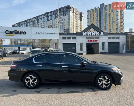 Чорний Хонда Аккорд, об'ємом двигуна 2.36 л та пробігом 104 тис. км за 11800 $, фото 10 на Automoto.ua