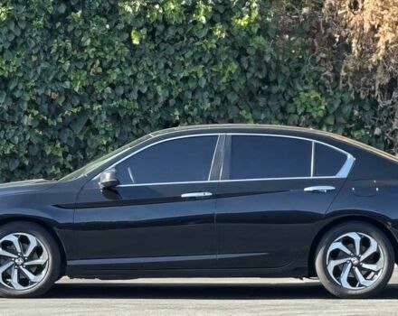 Черный Хонда Аккорд, объемом двигателя 2.4 л и пробегом 72 тыс. км за 6500 $, фото 3 на Automoto.ua