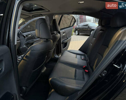 Черный Хонда Аккорд, объемом двигателя 3.5 л и пробегом 136 тыс. км за 17700 $, фото 12 на Automoto.ua