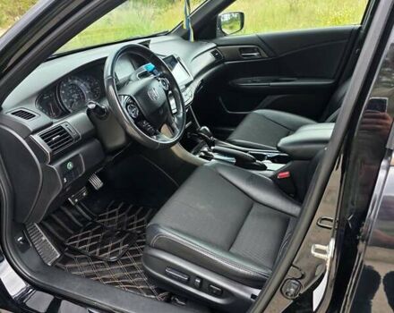 Чорний Хонда Аккорд, об'ємом двигуна 2.4 л та пробігом 133 тис. км за 16500 $, фото 1 на Automoto.ua