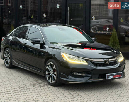 Черный Хонда Аккорд, объемом двигателя 3.5 л и пробегом 136 тыс. км за 17700 $, фото 3 на Automoto.ua