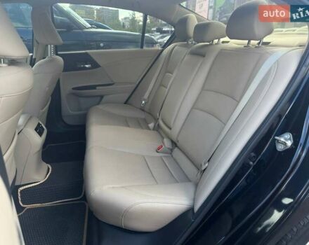 Чорний Хонда Аккорд, об'ємом двигуна 2.4 л та пробігом 130 тис. км за 11990 $, фото 9 на Automoto.ua