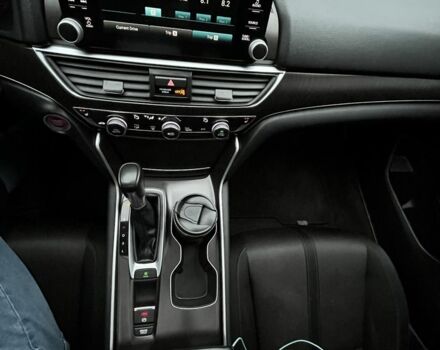 Черный Хонда Аккорд, объемом двигателя 1.5 л и пробегом 120 тыс. км за 19000 $, фото 14 на Automoto.ua