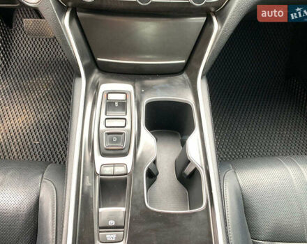 Черный Хонда Аккорд, объемом двигателя 2 л и пробегом 145 тыс. км за 19990 $, фото 34 на Automoto.ua