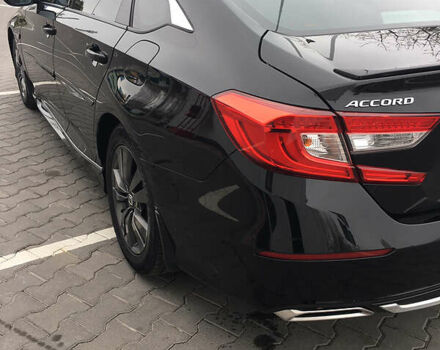 Черный Хонда Аккорд, объемом двигателя 1.5 л и пробегом 59 тыс. км за 18600 $, фото 4 на Automoto.ua