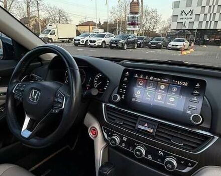 Черный Хонда Аккорд, объемом двигателя 1.5 л и пробегом 78 тыс. км за 21000 $, фото 31 на Automoto.ua