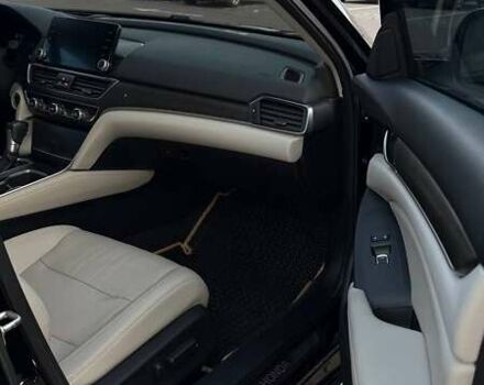 Черный Хонда Аккорд, объемом двигателя 1.5 л и пробегом 78 тыс. км за 21000 $, фото 19 на Automoto.ua