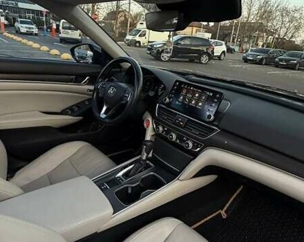 Черный Хонда Аккорд, объемом двигателя 1.5 л и пробегом 78 тыс. км за 21000 $, фото 32 на Automoto.ua