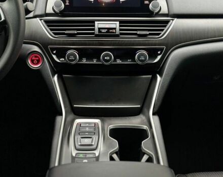 Черный Хонда Аккорд, объемом двигателя 2 л и пробегом 152 тыс. км за 22300 $, фото 6 на Automoto.ua