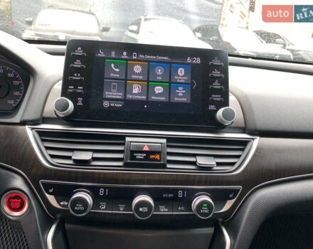 Черный Хонда Аккорд, объемом двигателя 2 л и пробегом 145 тыс. км за 19990 $, фото 32 на Automoto.ua