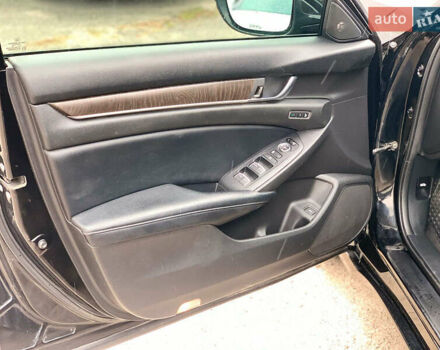 Черный Хонда Аккорд, объемом двигателя 2 л и пробегом 145 тыс. км за 19990 $, фото 22 на Automoto.ua