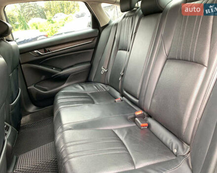 Черный Хонда Аккорд, объемом двигателя 2 л и пробегом 145 тыс. км за 19990 $, фото 25 на Automoto.ua